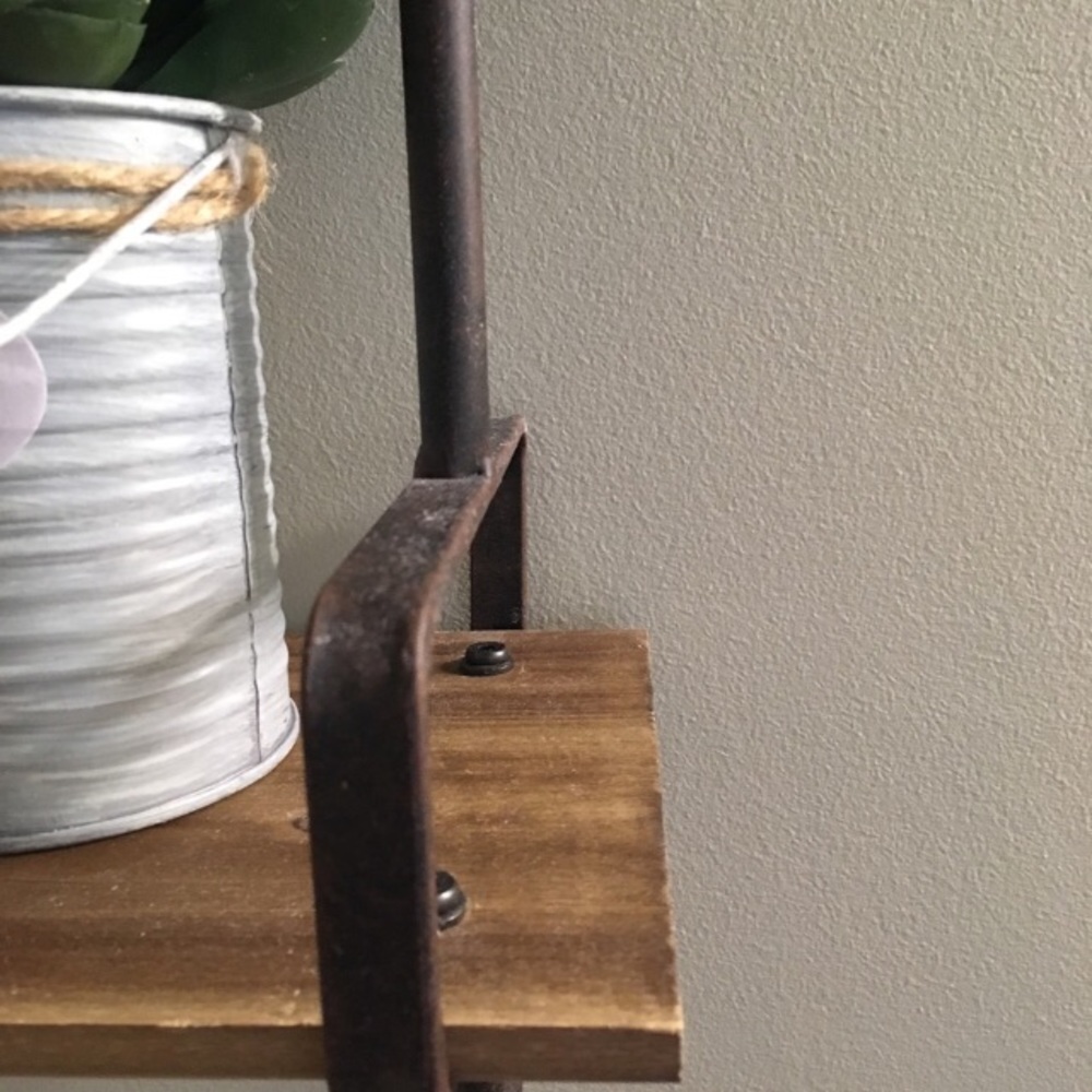 Rustic shelf - Picture 2 of 4
